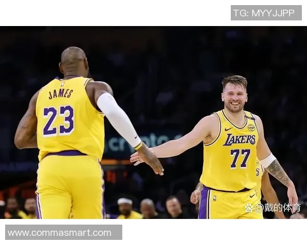 湖人火箭季后赛精彩回放重温经典对决瞬间与战术分析