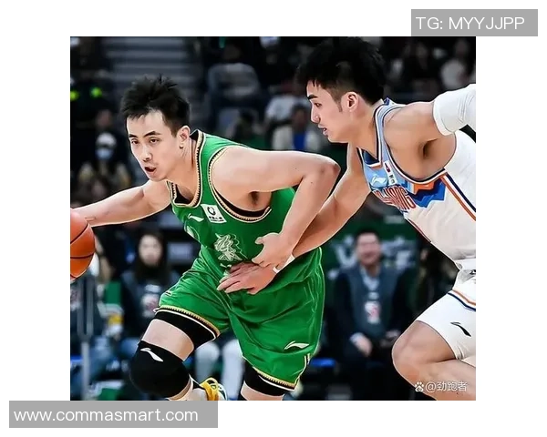 赵继伟：从青涩新秀到篮球场上的领军人物的成长之路